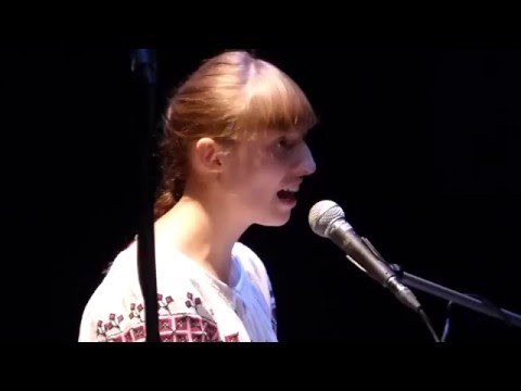 Kinga Suchora i zespół Poefonia - "Piosenka o czekaniu" - 51 SFP w Krakowie ( 2015 r.)