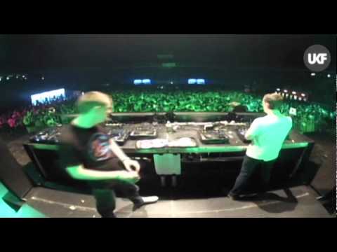 UKF vs RAMPAGE @ Lotto Arena Antwerp: Original Sin b2b Taxman & MC Carasel