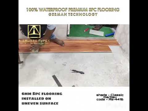 Pavimento SQUARE IMPEX spc de 6 mm para instalação em superfícies irregulares.