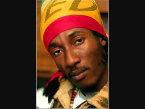 WARRIOR KING, NORRIS MAN, GREGORY ISAACS & LOUIE CULTURE -TUNE IN  MIX -