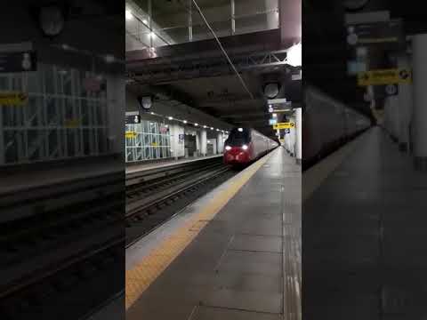 Italo EVO in transito a Bologna Centrale AV
