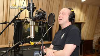 Video thumbnail for sE Electronics sE2200a II Multi Pattern Condenser Mic Quick 'n' Dirty by soundpurestudios