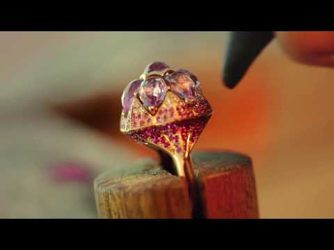 download lagu mp3 mp4 Moti Sons Jewellers Owner, download lagu Moti Sons Jewellers Owner gratis, unduh video klip Moti Sons Jewellers Owner