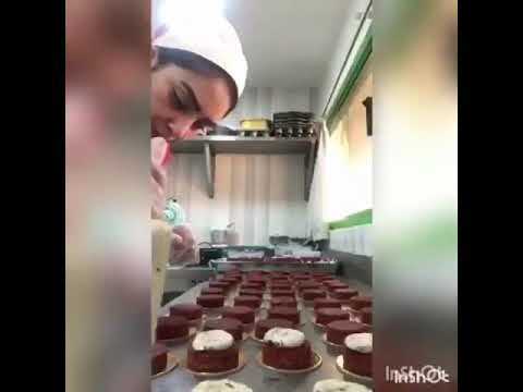 Indy Cakes by Pretty Baked