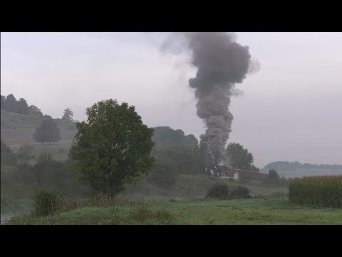 Nur der frühe Vogel fängt den Wurm! Dampfloks vor schweren Güterzügen und jeder Menge Dampf!