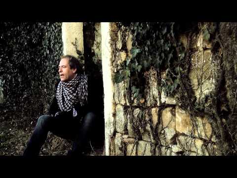 VILI RESNIK - IN ZADIŠIJO DALIJE