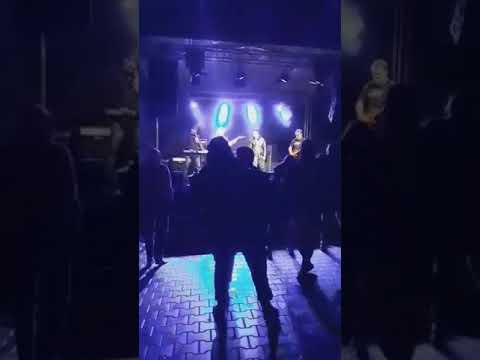 Beneton - Uhlířské Janovice
