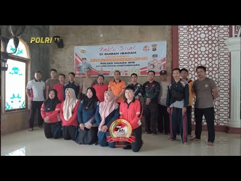 POLSEK MUARA WIS GIAT BERSIH BERSIH MASJID JELANG HARI BHAYANGKAYA