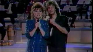 Sentado a la vera del camino - Eydie Gorme y Roberto Carlos