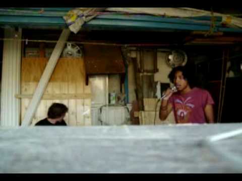 cover paranoid ensayo