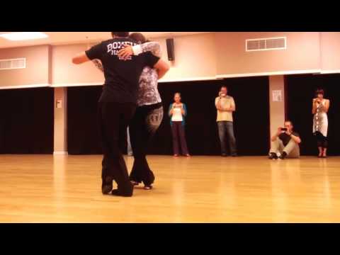 Leonardo and Miriam: demo: Fortitude: gancho and enganche - TESO 2012