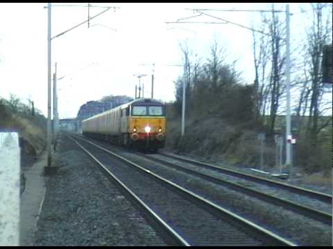 87019 Christmas Mail Nr Carnforth Willesden Prdc - Sheildmuir Mail Terminal 18/12/05