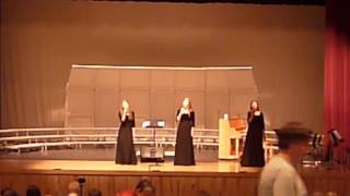 DeAnne Courtney Kim perform Hallelujah (Light Has Come) by Barlow Girl