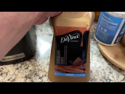 UPGRADE Your Desserts with DaVinci Gourmet Chocolate Sauce!