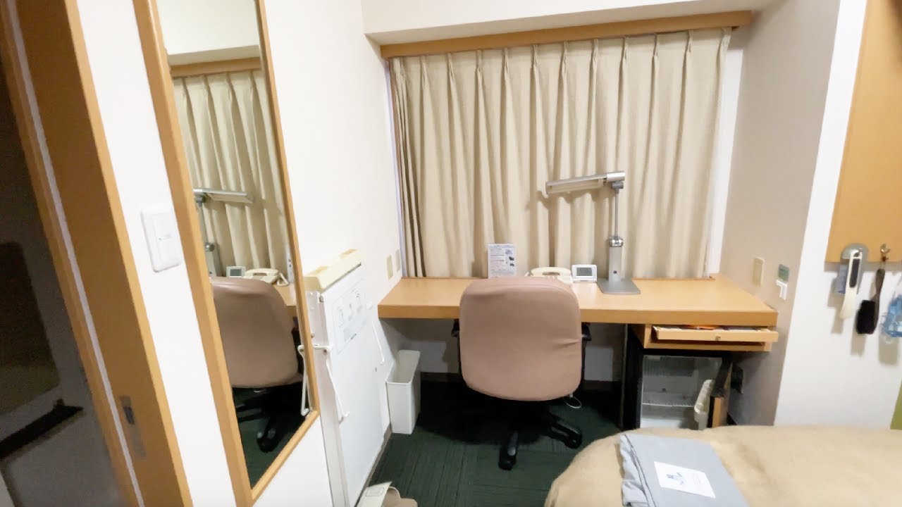 Staying at 35$ hotel with breakfast in Japan. Is it really comfortable?