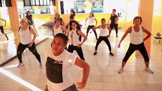 DONNA SUMMER, HOT STUFF, Coreografía de Zumba con Chiro Campos