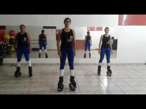 MCs Zaac e Jerry - Bumbum Granada