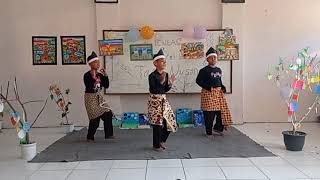 Download lagu Tari Gundul Gundul Pacul tari nusantara kelas 5 Sd N 3 lumbir mp3