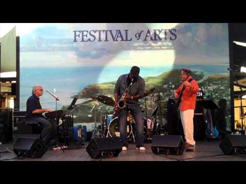 Brian Bromberg and Everette Harp at the Festival of Arts III