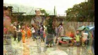 preview picture of video 'Seamos Esperanza en el barrio Caicedo'
