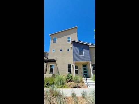 Luxurious town house in Davis Cannery property video