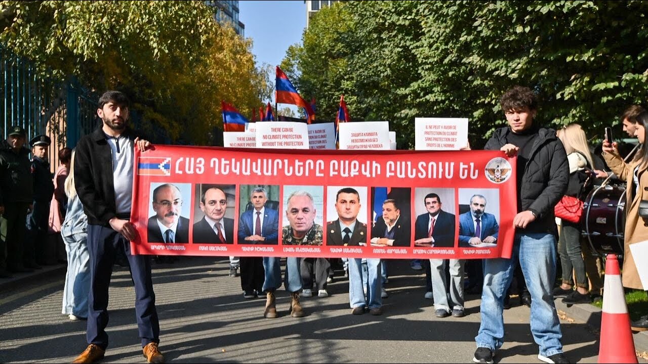 #Ուղիղ. Ակցիա ՄԱԿ-ի գրասենյակի դիմաց՝ Բաքվում հայ գերիների կեղծ դատավարությանը մասնակցելու պահանջով