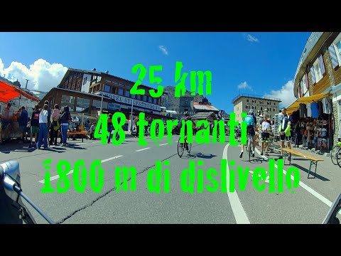 Stelvio Pass from Prato allo Stelvio (Bolzano) by road bike. It's a long, long climb...