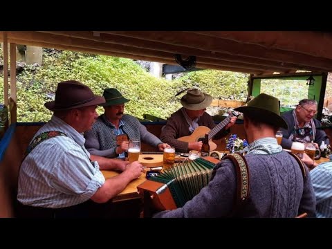 Stammtisch in der PitznerHittn Partenkirchen