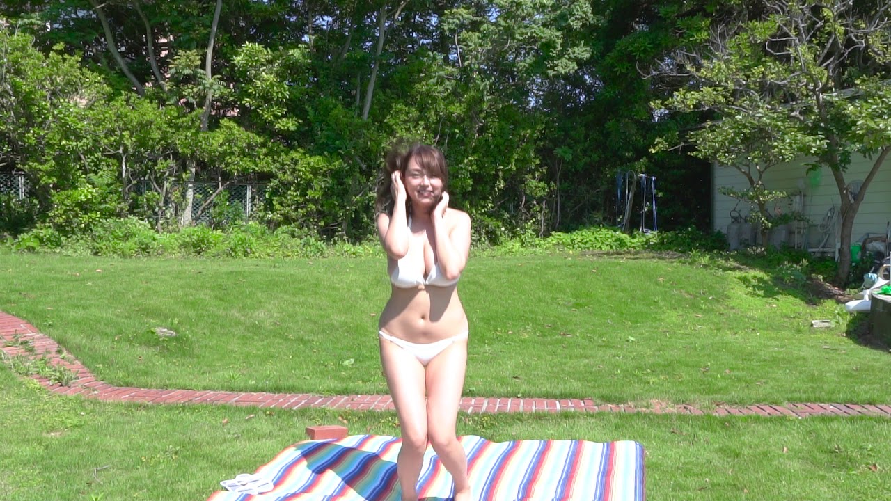 점프~점프~! 신난 시노자키아이 / Jump Jump Shinozaki Ai