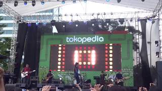 Download lagu Shaden ~ Dunia Belum Berakhir (The 3rd 90s Festival 2017) mp3 Download lagu Shaden ~ Dunia Belum Berakhir (The 3rd 90s Festival 2017) mp3