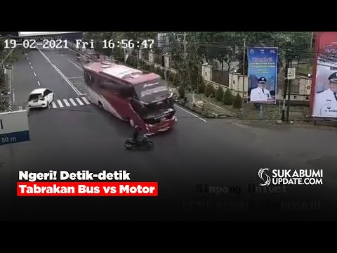 Ngeri! Detik-detik Tabrakan Bus vs Motor