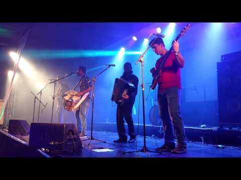 Isaac do Acordeon e Forró Raiz - Gostoso Demais, etc...