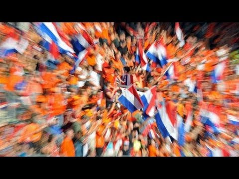 Uhrwerk  Oranje   -    Niederlande  Frauen  Fußball  Europameister