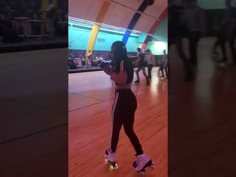 LEAVE THE 🚪DOOR OPEN/ 🛼 Roller Skating 🛼