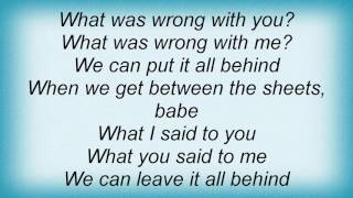 411 - Between The Sheets Lyrics