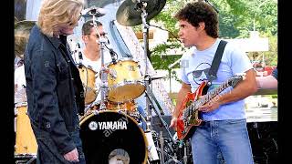 Hall &amp; Oates - Starting All Over Again (live 2003)
