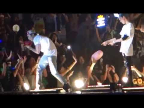 140830 JYP Nation Hong Kong 10 out of 10 + Nobody (WOOYOUNG FOCUS)