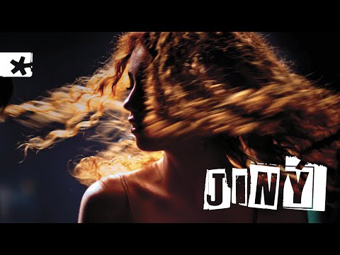 Naty Hrychová - JINÝ (Official music video)