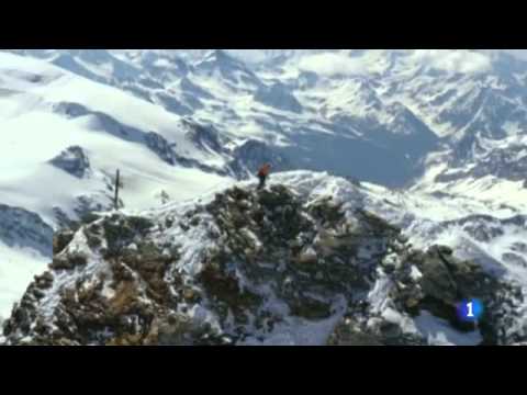 Dani Arnold bate un récord de velocidad en escalada en Monte Cervino