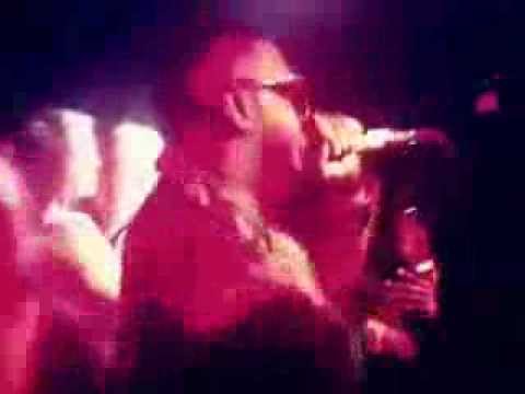 Iggy Azalea - FKi X - I Think She Ready [LIVE In LA]