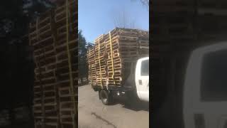 Learn how I sell free pallets for money!