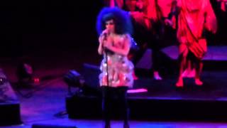 Björk - Heirloom (Hollywood Bowl, Los Angeles CA 6/11/13)