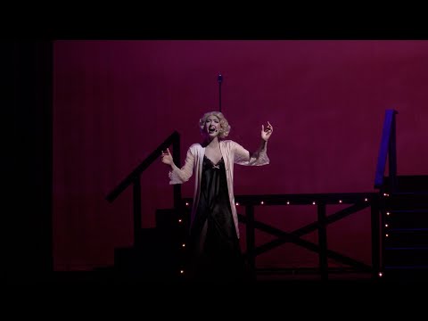 Funny Honey, Grace Piper Fields as Roxie in Chicago