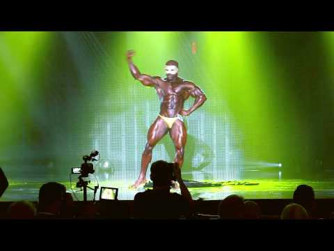 Musclemania TV - Tyrone Ogedegbe's Routine at '14 Musclemania America