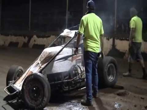 WINGLESS SPRINTS QLD TITLE HIGHLIGHTS & CRASHES MARYBOROUGH SPEEDWAY QLD.AUSTRALIA 27/4/2013.