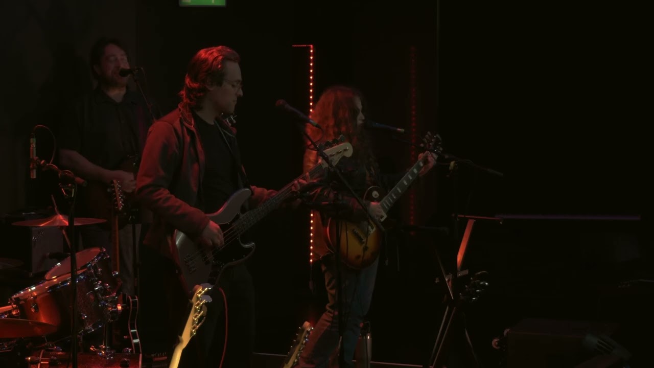 Man in the Box live at The Union Bar