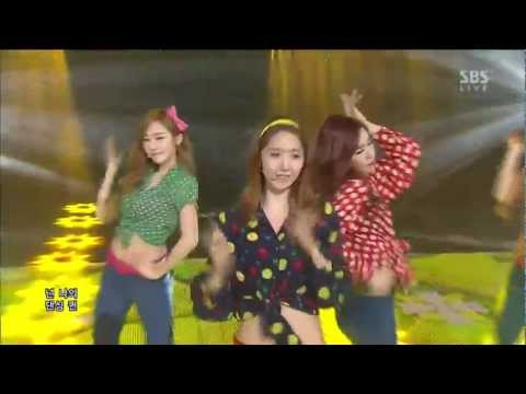 130106 SNSD - Dancing Queen