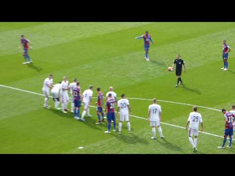 Dwight Gayle’s second half free-kick for Crystal Palace against Stoke on 7/5/2016