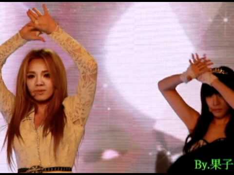 111102-SNSD-The Boys+頒獎