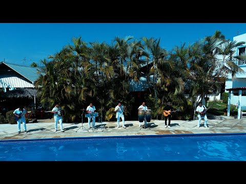 Grupo La Cumbre De Pinotepa Nacional- El Caballo Sabanero/La Puente California